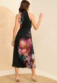 Love & Roses PLEATED HALTERNECK REGULAR FIT - Proginė apranga - black floral
