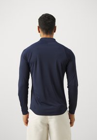 Thumbnail Image 5