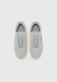 Lacoste COURT  - Športni copati - grey/off white