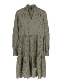 Unselected, vetiver
