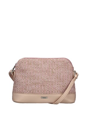 Petit sac bandoulière tissé rose avec garniture en cuir beige, sangle ajustable, fermeture éclair supérieure et logo de la marque en métal à l'avant.