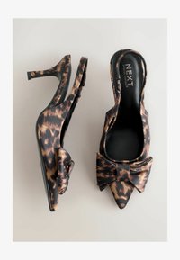 Vald, new leopard satin