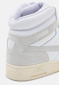 Puma SLIPSTREAM MID HERITAGE UNISEX - Sapatilhas de cano alto - white/pristine