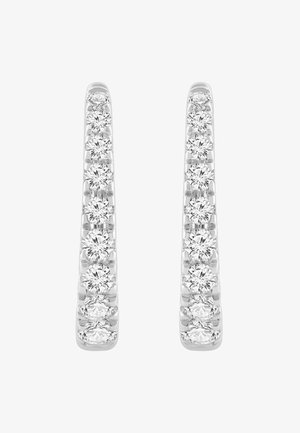 Paire de boucles d'oreilles créoles en argent serties d'une rangée de pierres précieuses rondes, claires et étincelantes sur chaque boucle.