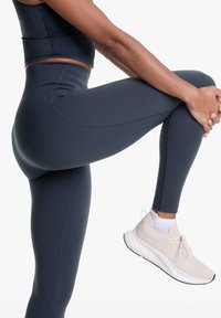 OYSHO COMPRESSIVE WAIST CONTROL ANKLE-LENGTH - Legíny - kalhoty  - dark grey