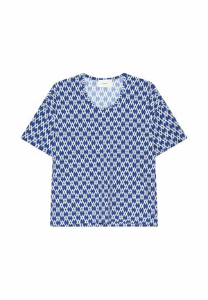 Top blu e bianco a maniche corte con motivo geometrico a diamante e scollo rotondo.