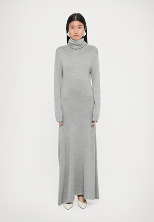 SUZETTE DRESS - Svetríkové šaty - grey