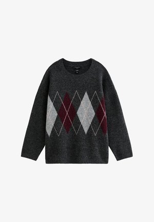 Maglione grigio lavorato a maglia con un motivo argyle in bordeaux, grigio chiaro e bianco. Collo rotondo e maniche lunghe. Texture morbida.