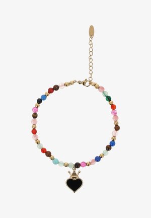 Brățară cu mărgele rotunde multicolore și spațieri aurii, având un charm negru în formă de inimă cu o coroană aurie și o închizătoare cu lanț auriu reglabil.