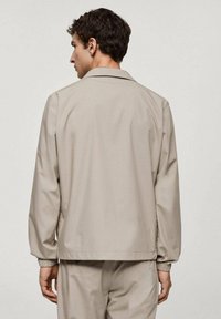 Mango Leichte Jacke - grey