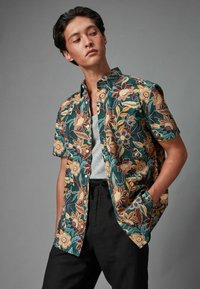 Next SHORT SLEEVE REGULAR FIT - Camisa - dark green