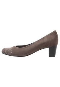 ara Pumps - brown