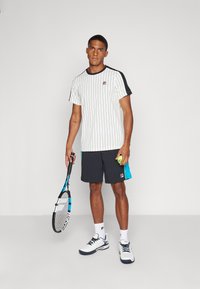 Fila STRIPES JASCHA - T-skjorte til trening - white alyssum stripes