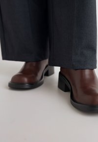 RAID TAILORR - Cowboystøvler - brown