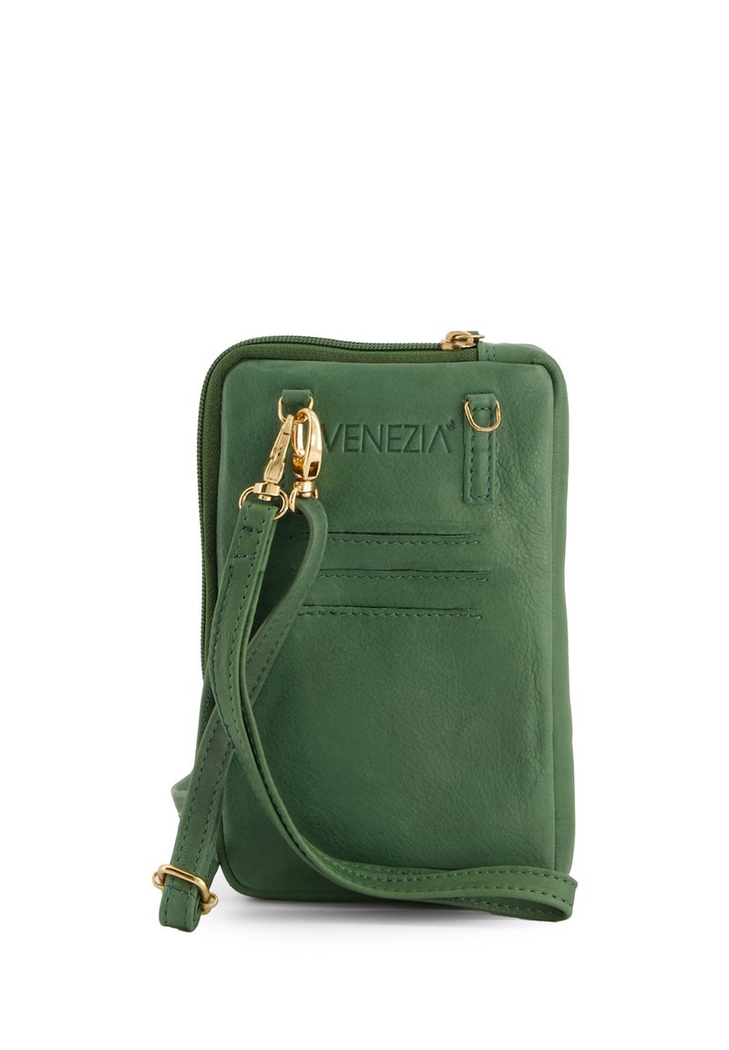 Groene leren schoudertas met gouden hardware, ritssluiting en meerdere kaartvakjes. Beschikt over een afneembare schouderband voor veelzijdigheid.