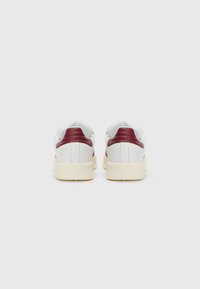 adidas Originals SAMBA XLG UNISEX - Matalavartiset tennarit - white/shadow red/off white