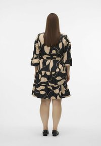 Vero Moda Curve ZERA - Hverdagskjole - black