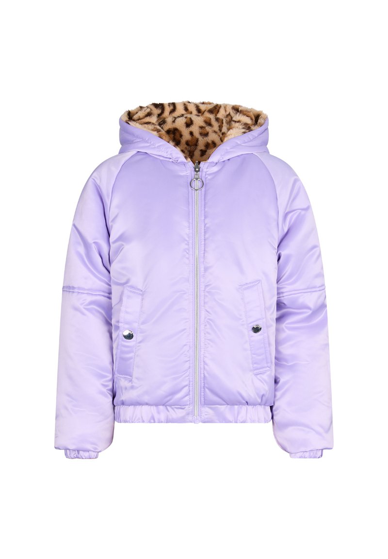 Giacca puffer con cappuccio di colore lilla chiaro, con zip frontale, due tasche con bottone a pressione e fodera in pile con stampa leopardata all'interno del cappuccio.