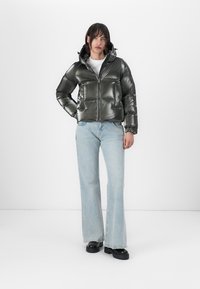K-Way LETHILLE THERMO - Puhovka - black/olive