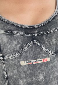 Diesel UFBY-DENIM-CAMI-BODYSUIT - Glaustinukė - e6564