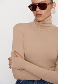 LA MANIA COREY - Pulover - beige