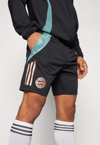 adidas Performance FC BAYERN TIRO SHORT - Klubové oblečenie - black