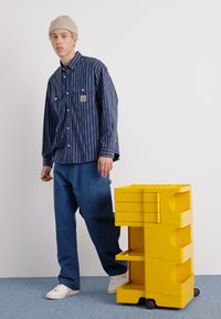 Carhartt WIP WIDE PANEL PANT - Stolarske traperice - blue-grey