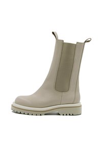 Botine Chelsea din piele bej, cu panouri elastice laterale, bucle de tractiune, talpa groasă cu profil și toc mic.