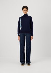 GAP Džemper - navy uniform