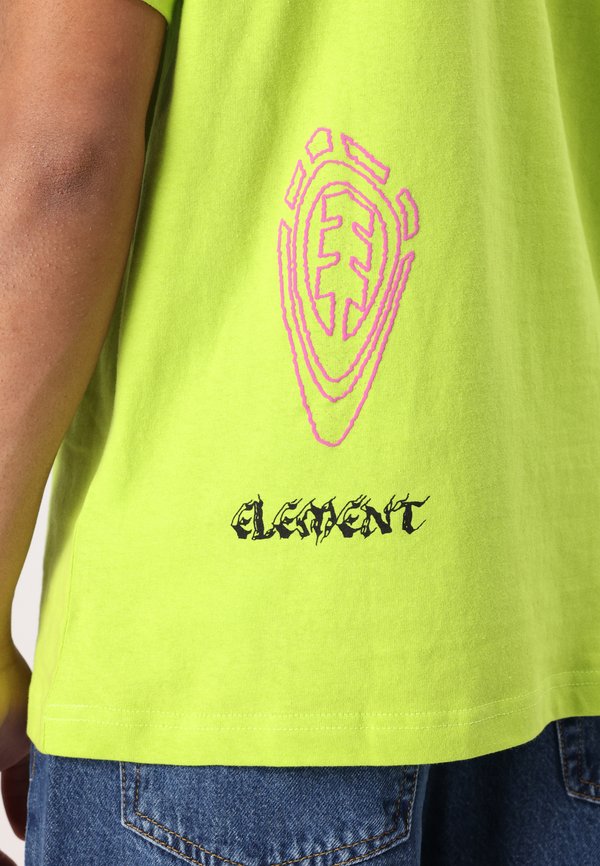 NATURE CALLS STONE - Print T-shirt - lime punch2