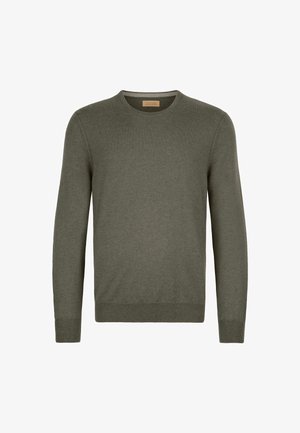 Sweter dziergany w oliwkowym zielonym kolorze, z okrągłym dekoltem, długimi rękawami oraz ściągaczami na mankietach i u dołu. Miękka tekstura o gładkim wykończeniu.