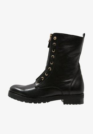 Kennel + Schmenger Lace-up ankle boots - black