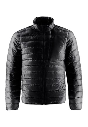 Sort puffjakke med høj krave, der har en lynlåslukning foran og vandret quiltet mønster. Letvægts, skinnende materiale, minimalistisk design.