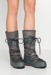 Moon Boot Śniegowce