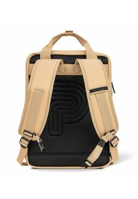 Zaino beige con retro nero testurizzato, dotato di spallacci regolabili e maniglia superiore. Motivo del logo ben visibile sul pannello posteriore.