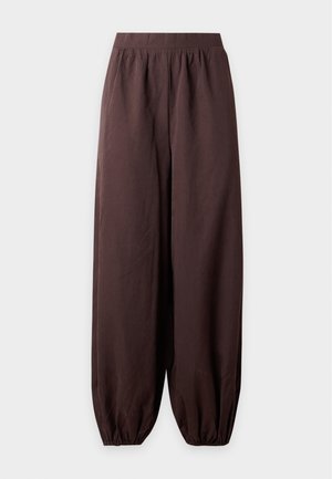 ONLY Carmakoma, CARLUCCA BALLOON PANT  - Bukser - coffee bean