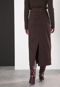 Next Gonna a tubino - chocolate brown