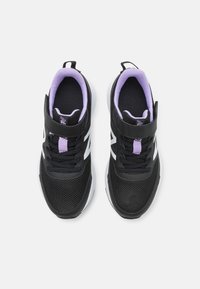 New Balance Sneakers basse - black