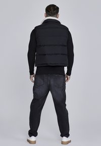 SIKSILK Weste - black