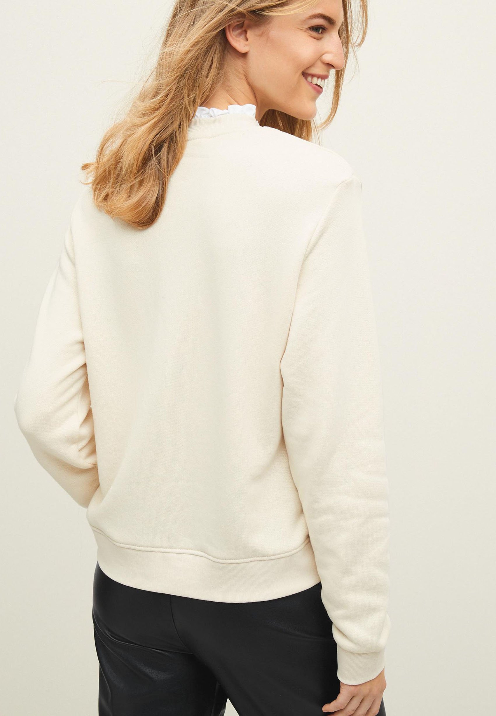 Dames trui offwhite/blauw gestreept, strikje