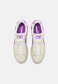 Diadora GAME WAXED UNISEX - Sneakers low - white/violet berry