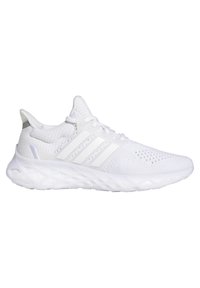 Chaussure de course Adidas blanche avec tige en maille, trois bandes sur le côté, semelle amortie et lacets, présentée de profil sur fond blanc.