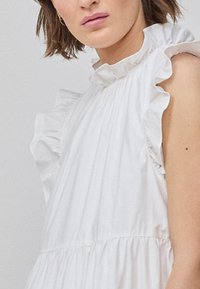 Modström IZAKMD - Rochie cocktail/Rochie petrecere - soft white