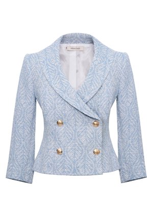 Jasnoniebieska marynarka dwurzędowa wykonana z teksturowanej tkaniny. Posiada złote guziki oraz klapę w szpic, z dopasowanym krojem i długimi rękawami.
