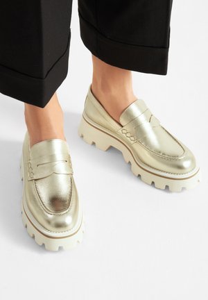 LOAFERS - Polobotky - cream/gold