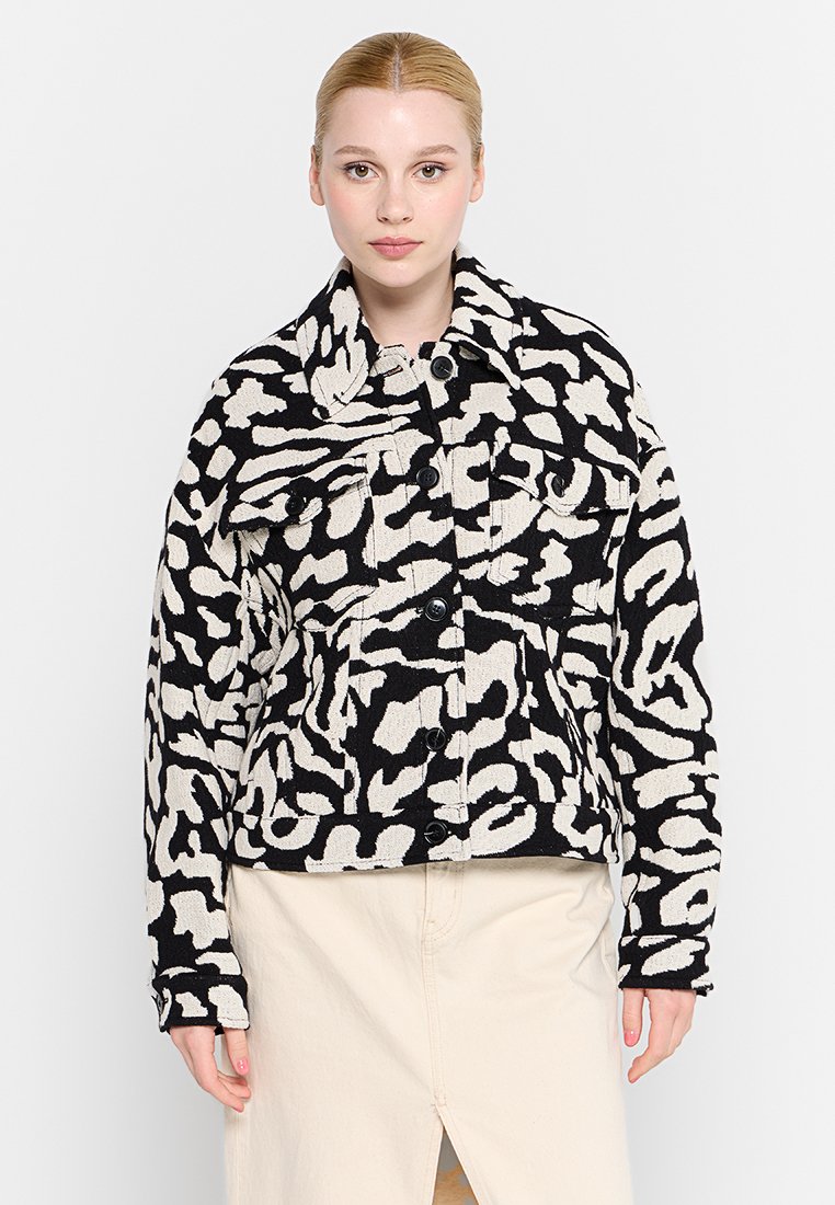 lala Berlin Lichte jas beige