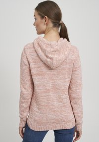 Oxmo OXPHILADELPHIA - Kofta - powder ros