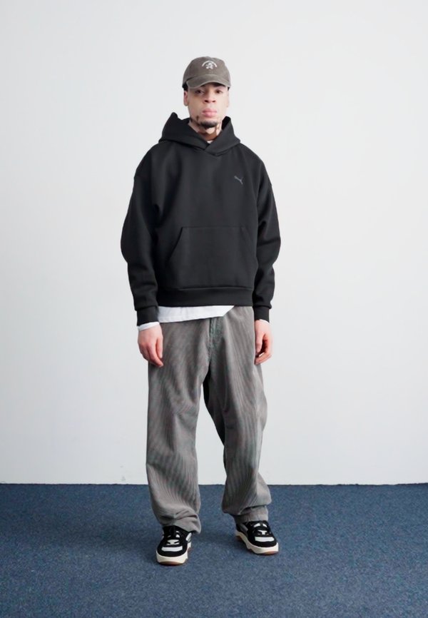 WARDROBE BOXY HOODIE - Sweatshirt2