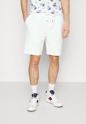TERRY SHORT - Shorts - white
