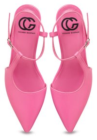 Scarpe con tacco a punta in pelle rosa con design slingback, caratterizzate da una sottile cinghia alla caviglia e una superficie liscia. Logo stampato sulla soletta.